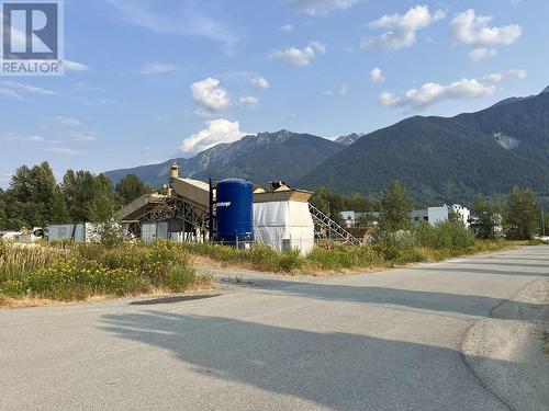 1951 Venture Place, Pemberton, BC 