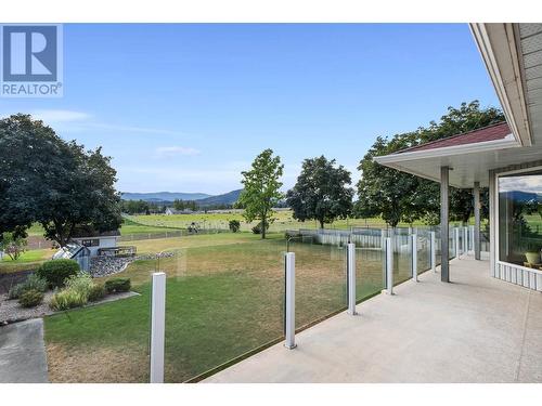 5550 Rittich Road, Kelowna, BC - Outdoor