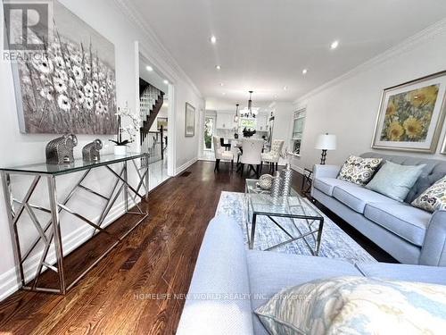 34 Ferrah Street, Markham (Unionville), ON - Indoor Photo Showing Living Room