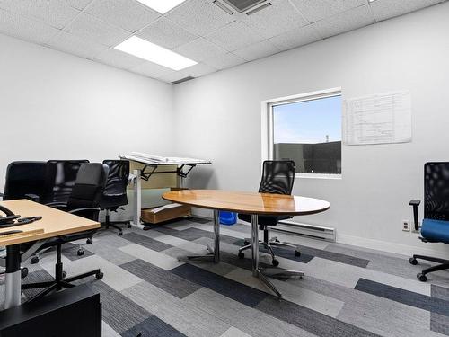 Office - 3145 Rue Delaunay, Laval (Sainte-Rose), QC - Indoor Photo Showing Office