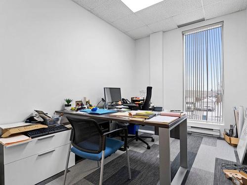 Office - 3145 Rue Delaunay, Laval (Sainte-Rose), QC - Indoor Photo Showing Office