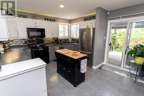 53 Augusta Crescent, St. Thomas, ON - Indoor Photo Showing Kitchen With Double Sink