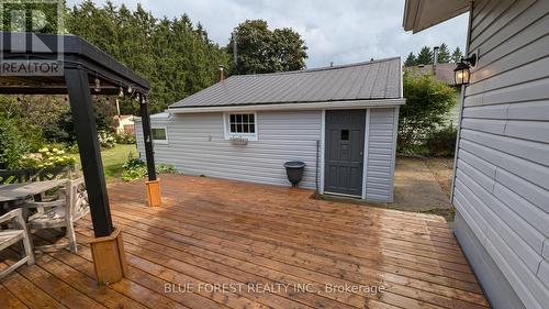 9572 Belmont Road, Central Elgin (New Sarum), ON - Outdoor With Deck Patio Veranda With Exterior