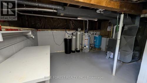 9572 Belmont Road, Central Elgin (New Sarum), ON - Indoor Photo Showing Basement