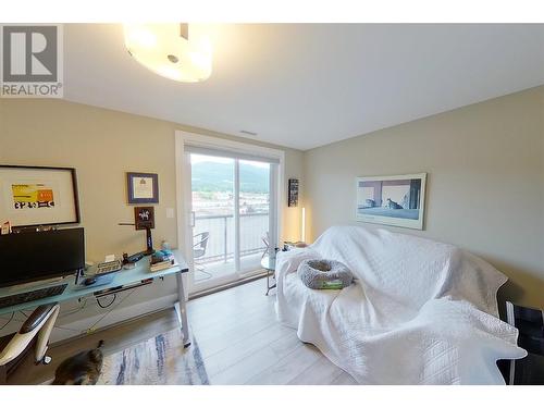 131 Harbourfront Drive Ne Unit# 503, Salmon Arm, BC - Indoor Photo Showing Bedroom