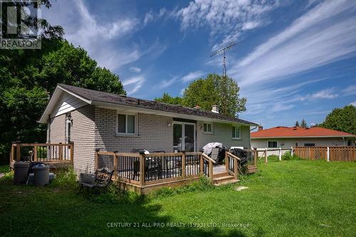 18 Cedarview Drive, Kawartha Lakes, ON - Outdoor With Deck Patio Veranda With Exterior