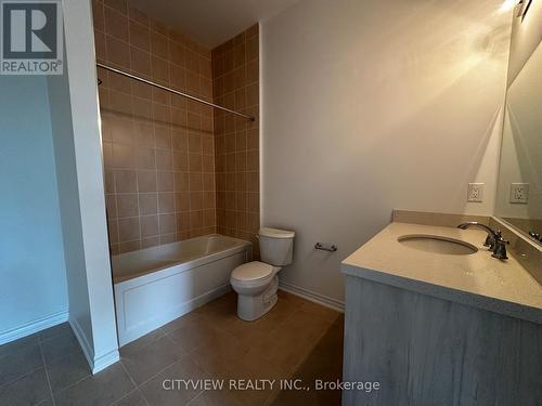 21 Turnberry Court, Bracebridge, ON - Indoor Photo Showing Bathroom