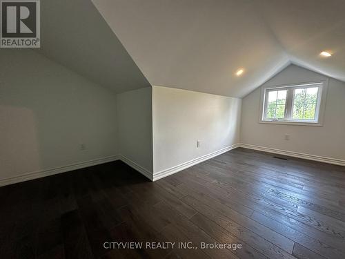 21 Turnberry Court, Bracebridge, ON - Indoor Photo Showing Other Room