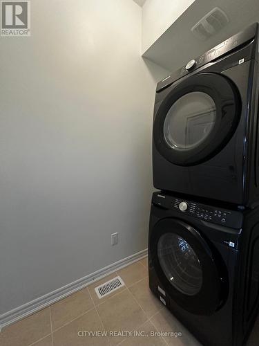 21 Turnberry Court, Bracebridge, ON - Indoor Photo Showing Laundry Room