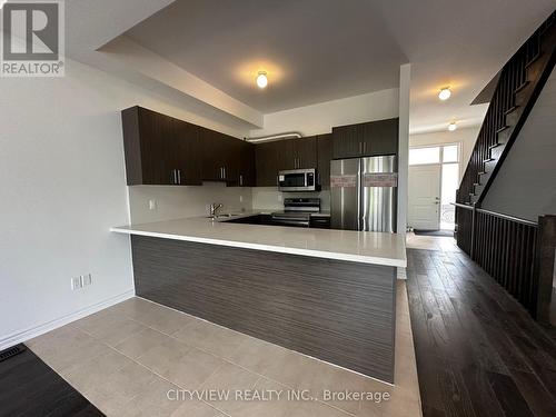 21 Turnberry Court, Bracebridge, ON - Indoor Photo Showing Kitchen