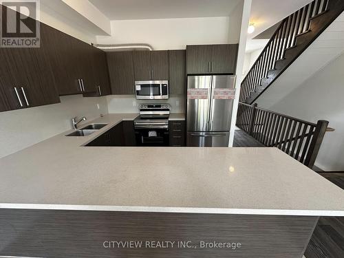 21 Turnberry Court, Bracebridge, ON - Indoor Photo Showing Kitchen With Stainless Steel Kitchen