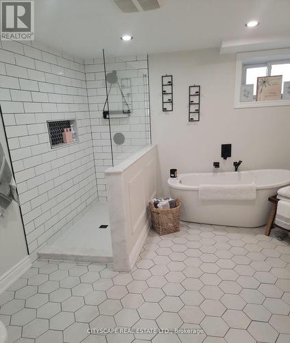 891 Curtis Crescent, Cobourg, ON - Indoor Photo Showing Bathroom