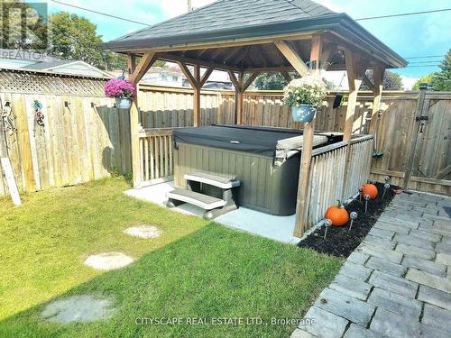 891 Curtis Crescent, Cobourg, ON - Outdoor