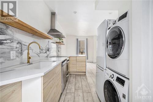 286 Kent Street, Ottawa, ON - Indoor Photo Showing Laundry Room