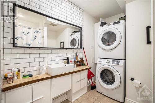 286 Kent Street, Ottawa, ON - Indoor Photo Showing Laundry Room