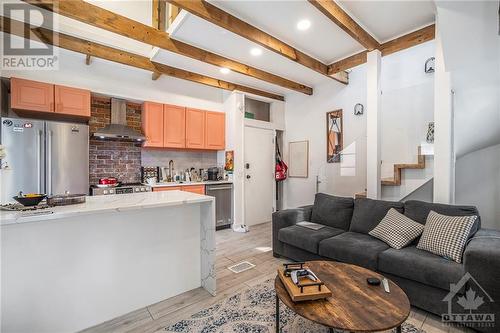 286 Kent Street, Ottawa, ON - Indoor Photo Showing Living Room