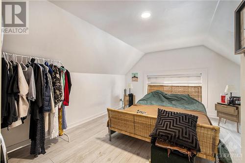 286 Kent Street, Ottawa, ON - Indoor Photo Showing Bedroom