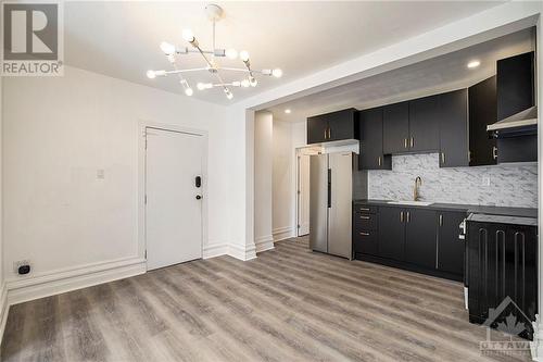 286 Kent Street, Ottawa, ON - Indoor Photo Showing Kitchen