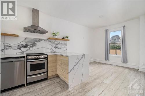 286 Kent Street, Ottawa, ON - Indoor Photo Showing Kitchen