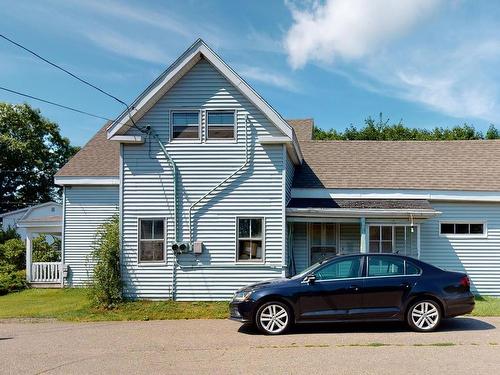 9027/9029 Commercial Street, New Minas, NS 