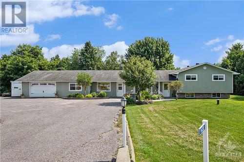 1430 Notre-Dame Street, Embrun, ON - Outdoor