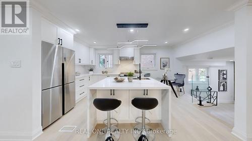 29 Corning Road, Toronto (Don Valley Village), ON - Indoor Photo Showing Kitchen With Upgraded Kitchen