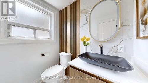 29 Corning Road, Toronto (Don Valley Village), ON - Indoor Photo Showing Bathroom