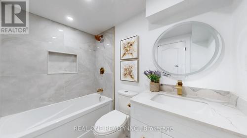 29 Corning Road, Toronto (Don Valley Village), ON - Indoor Photo Showing Bathroom