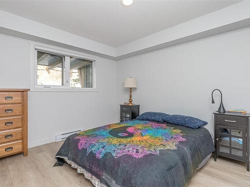 106-4820 Cedar Ridge Pl, Nanaimo, BC - Indoor Photo Showing Bedroom