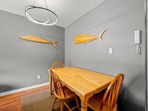 205-1105 Henry Rd, Courtenay, BC - Indoor Photo Showing Dining Room