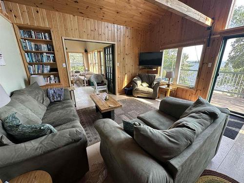 Lot 4 Wolf Island, Kenora, ON - Indoor Photo Showing Living Room