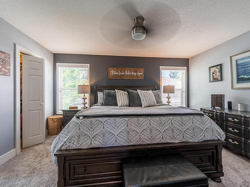 927 Heatherton Crt, Kamloops, BC - Indoor Photo Showing Bedroom