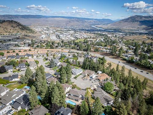 927 Heatherton Crt, Kamloops, BC - Outdoor With View