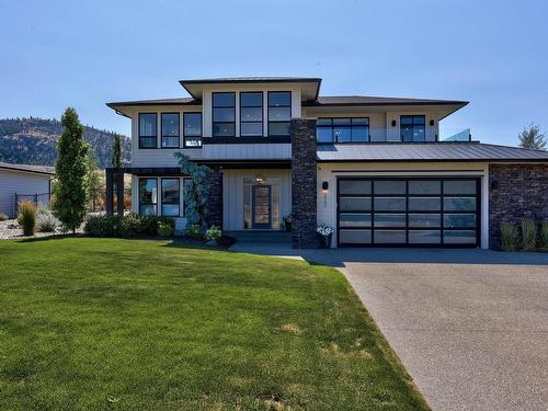 323 Rue Cheval Noir, Kamloops, BC - Outdoor With Facade