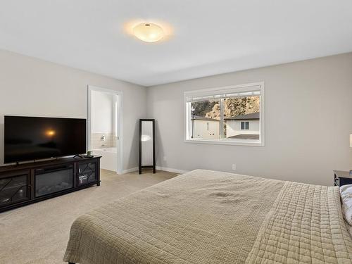 120-2683 Ord Rd, Kamloops, BC - Indoor Photo Showing Bedroom