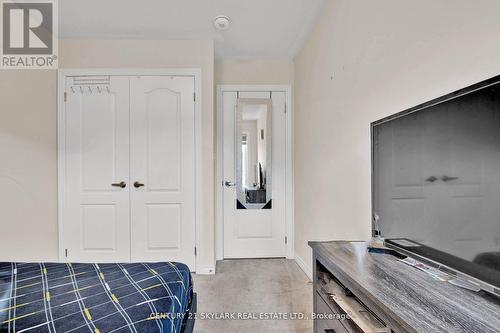 15 Bretlon Street, Brampton, ON - Indoor