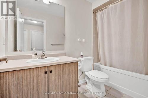 15 Bretlon Street, Brampton, ON - Indoor Photo Showing Bathroom