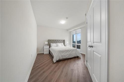 2750 King Street E|Unit #215, Hamilton, ON - Indoor Photo Showing Bedroom