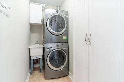 In-Suite Laundry - 40 Old Mill Road|Unit #607, Oakville, ON - Indoor Photo Showing Laundry Room