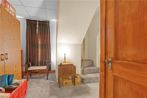 560 Aberdeen Avenue, Hamilton, ON - Indoor Photo Showing Other Room