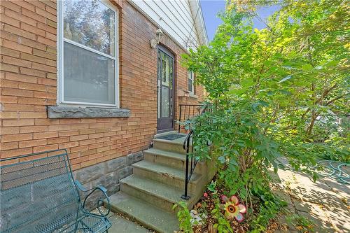 560 Aberdeen Avenue, Hamilton, ON - Outdoor