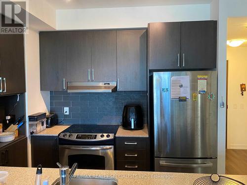 1107 - 2560 Eglinton Avenue, Mississauga (Central Erin Mills), ON - Indoor Photo Showing Kitchen With Stainless Steel Kitchen With Upgraded Kitchen