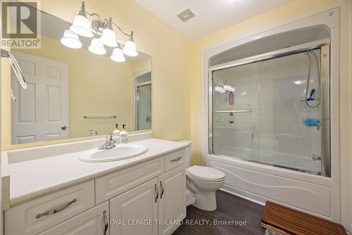 87 Pine Valley Drive, St. Thomas, ON - Indoor Photo Showing Bathroom