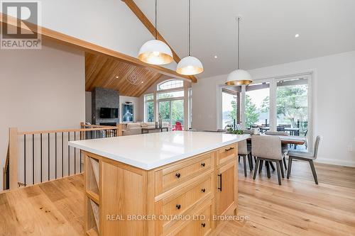 8 - 1841 Muskoka Road 118 W, Bracebridge, ON - Indoor Photo Showing Dining Room