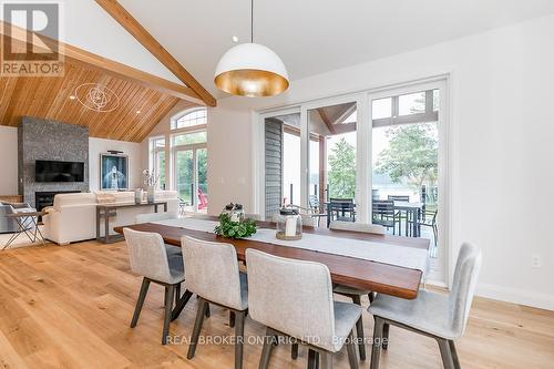 8 - 1841 Muskoka Road 118 W, Bracebridge, ON - Indoor Photo Showing Dining Room