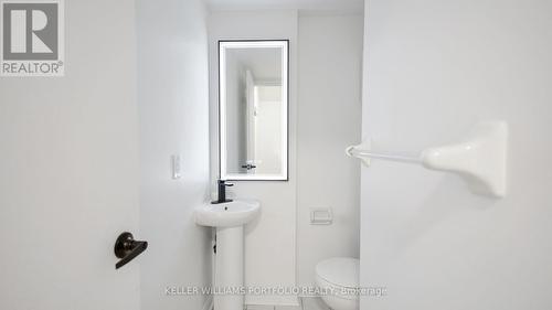 737 - 5 Everson Drive, Toronto (Willowdale East), ON - Indoor Photo Showing Bathroom