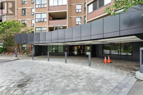 909 - 714 The West Mall W, Toronto (Eringate-Centennial-West Deane), ON - Outdoor With Balcony