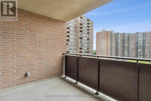 909 - 714 The West Mall W, Toronto (Eringate-Centennial-West Deane), ON - Outdoor With Balcony With Exterior