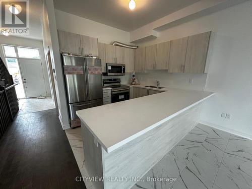 23 Turnberry Court, Bracebridge, ON - Indoor Photo Showing Kitchen With Stainless Steel Kitchen