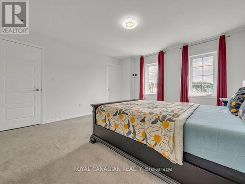 68 Mcwatters Street, Hamilton, ON - Indoor Photo Showing Bedroom